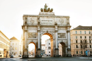 Zafer kapısı zafer takı (Siegestor) Münih, Almanya