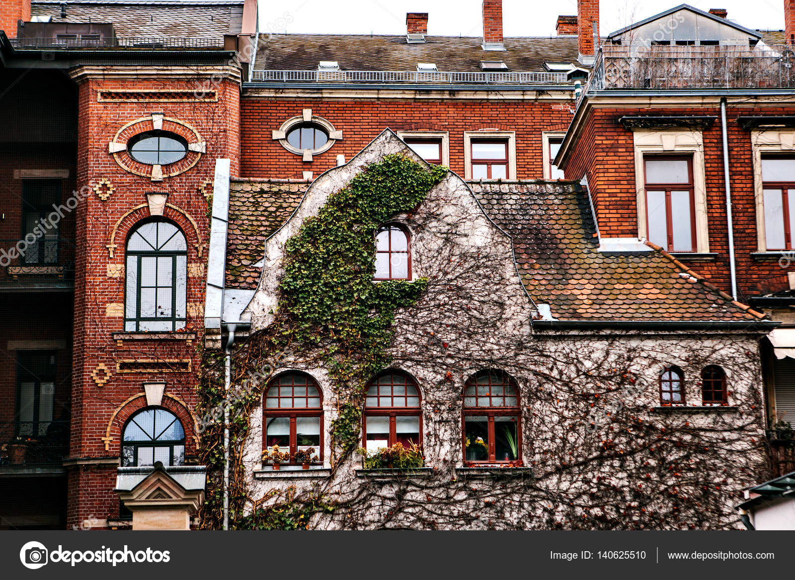 Maison traditionnelle dans le style allemand en Bavière. L'architecture