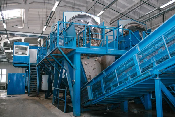 Waste processing plant. Technological process. Recycling and storage of waste for further disposal. Business for sorting and processing of waste.