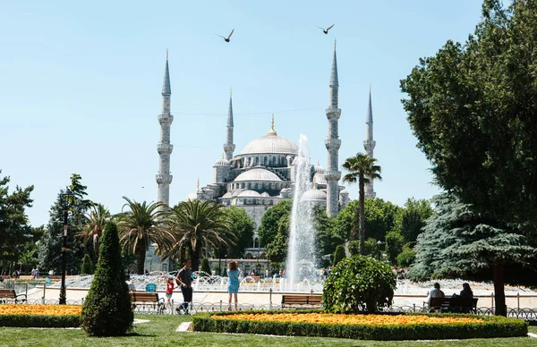 Słynnego Błękitnego Meczetu w Stambule jest również nazywany Sultanahmet. Turcja. — Zdjęcie stockowe