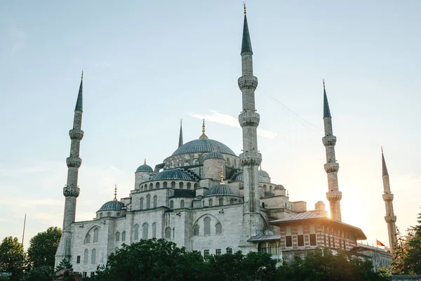 La mundialmente famosa Mezquita Azul de Estambul también se llama Sultanahmet. Turquía . —  Fotos de Stock