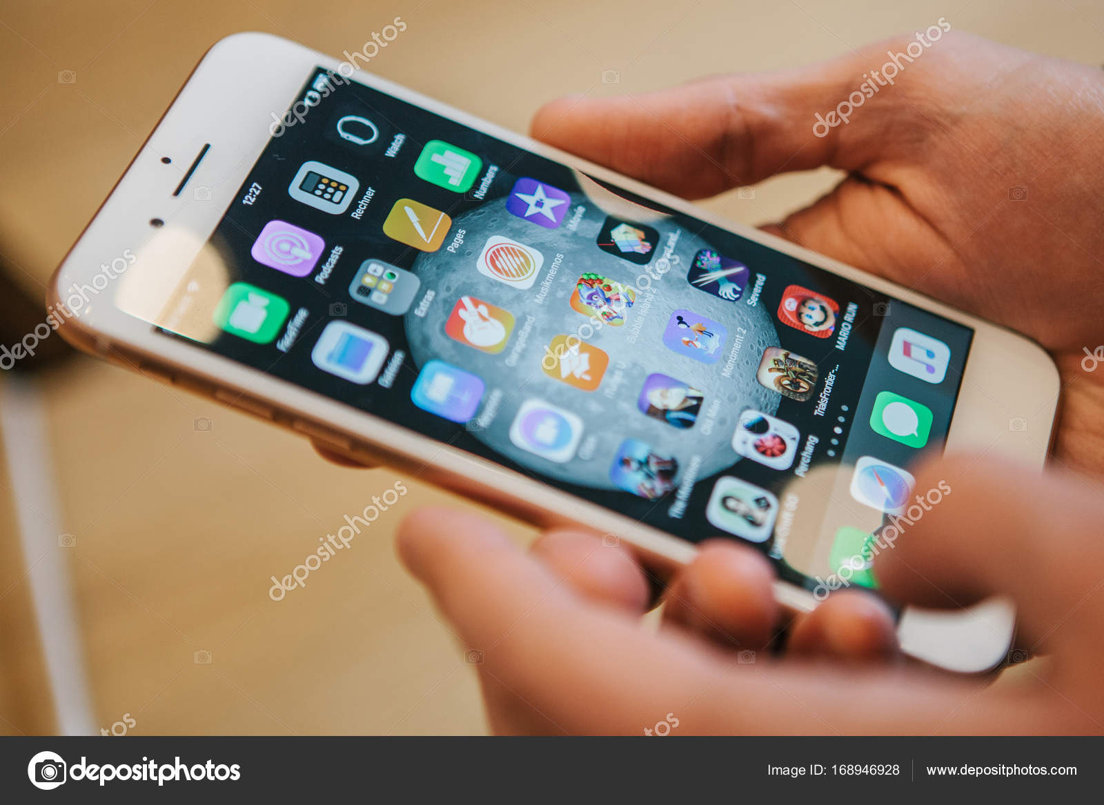 Berlin October 2 17 Presentation Of The Iphone 8 And Iphone 8 Plus And Sales Of