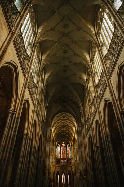 Інтер'єр собор Святого Віта в Празі — стокове фото