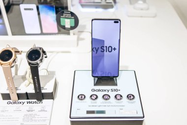 Turkey, Istanbul, December 20, 2019: Sale of the new modern Samsung Galaxy Note 10 plus and other Samsung gadgets in the official store