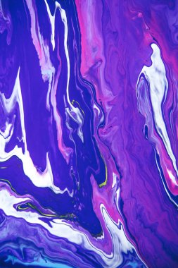 Eğilim renklerinde akrilik boya