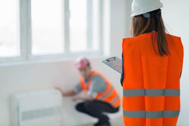 Denetimi listesinde kadın ise Klima kontrol bakım mühendisi 