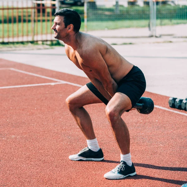 Homme Avec Cloche Bouilloire Sur Crossfit Compétition — Photo