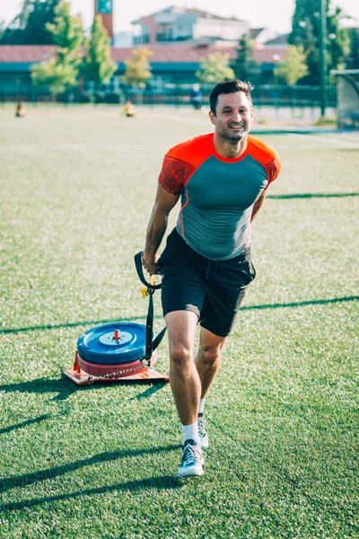 Male Doing Exercise Crossfit Competition — Stock Photo, Image