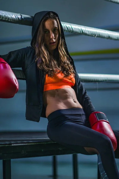 Vrouw Bokstraining Ring — Stockfoto