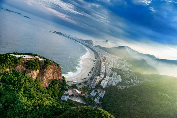 リオデジャネイロ ブラジルのコパカバーナビーチの空中ビュー — ストック写真