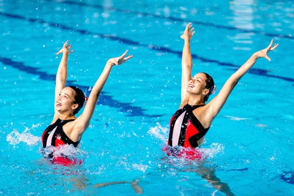 Natation Synchronisée Dans Piscine — Photo