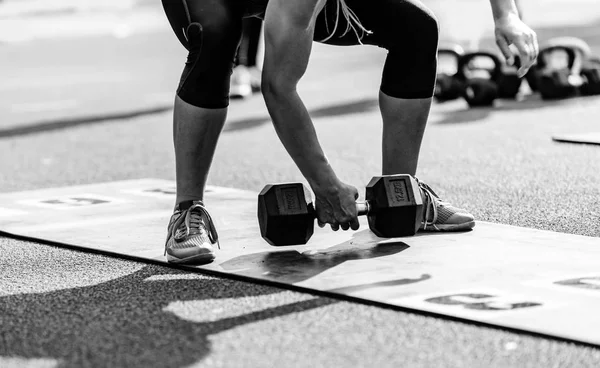 Woman Weights Cross Competition — Stock Photo, Image
