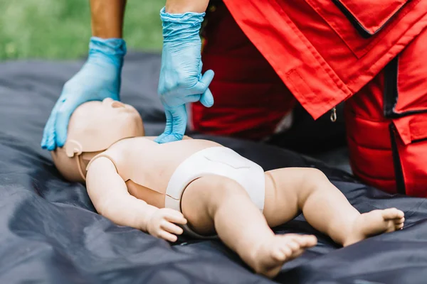 Cpr Training Woman Baby Dummy Outdoors — Stock Photo, Image