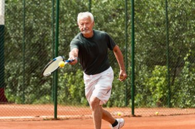 Komuta sizde Tenis egzersiz