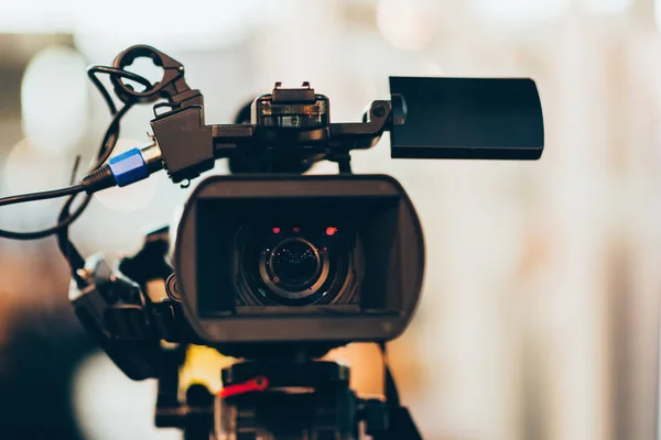 Câmera Televisão Gravando Evento Público — Fotografia de Stock