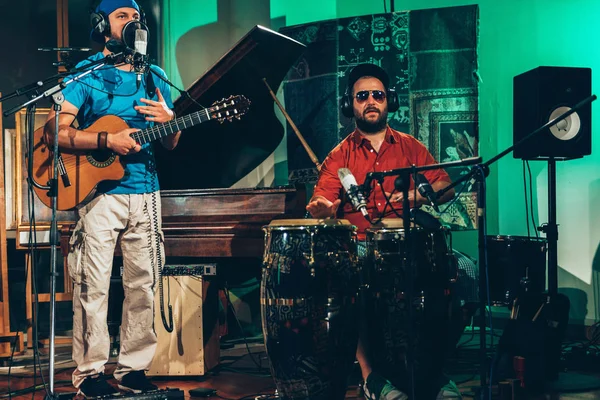 Müzik rock müzik grubu