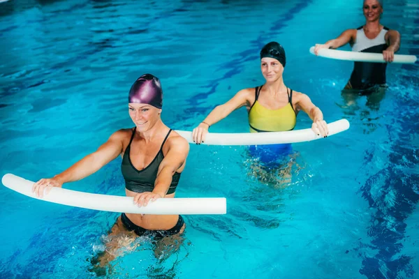 Entraînement Aquatique Aérobie Avec Équipement Fitness Aquatique Femmes Entraînement Avec — Photo