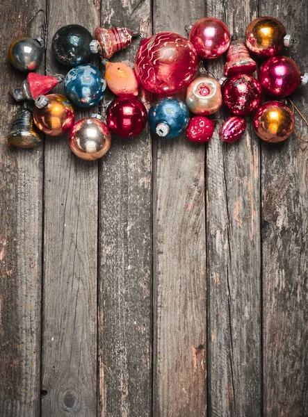 Vintage Christmas Tree Zabawki Drewnianym Stole Rustykalne — Zdjęcie stockowe