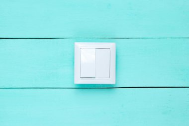 Mavi ahşap duvarı aç, minimalizm