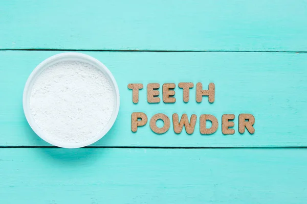 Tooth Powder Blue Background Minimalistic Dental Care Concept — Stock Photo, Image