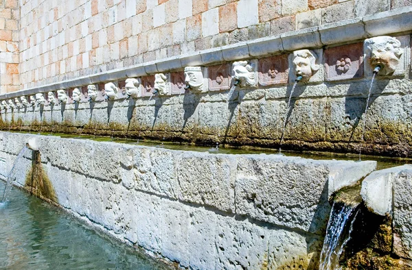 Os lugares de L 'Aquila — Fotografia de Stock