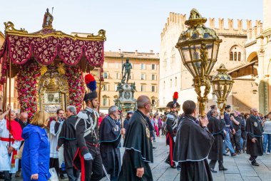 Bologna kırmızı renk bir şehirde
