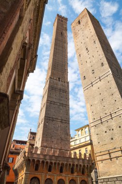 Bologna kırmızı renk bir şehirde