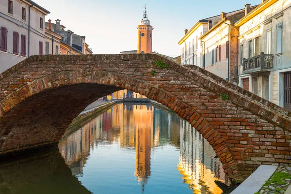 Arquiteturas e canais de Comacchio — Fotografia de Stock