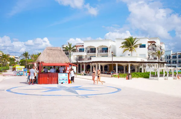 Tourist facilities and nature of Playa Del Carmen — Stock Photo, Image