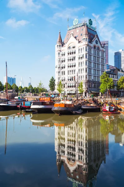 De platforms en de landschappen van Rotterdam — Stockfoto