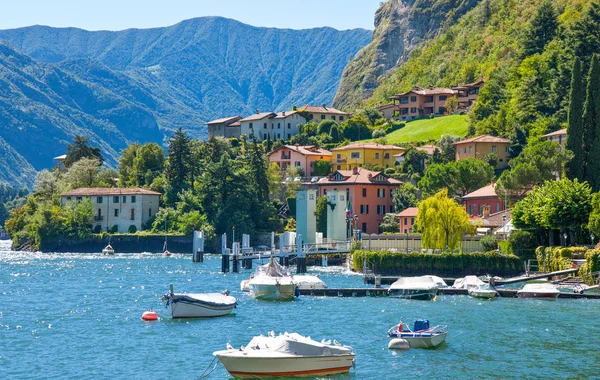 Arquitecturas y paisajes del Lago Como — Foto de Stock