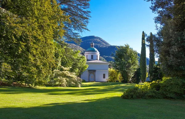 Arquitecturas y paisajes del Lago Como —  Fotos de Stock