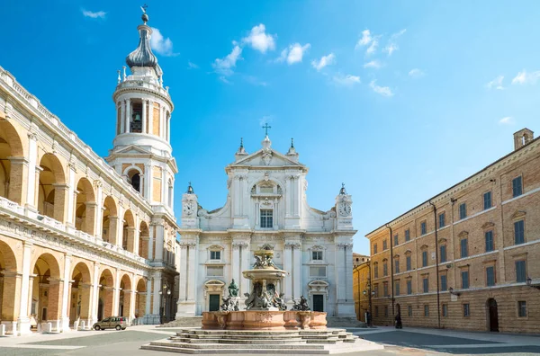 A basílica Santuário de Loreto — Fotografia de Stock