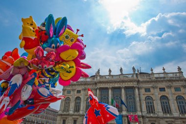 Geçmiş ve Torino'da sanat