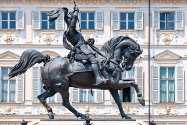 Geçmiş ve Torino'da sanat