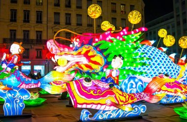 Lyon ışık Festivali sanat eserleri