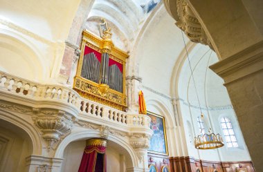 Mimarileri ve Avignon anıtları