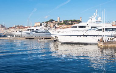 Bazı ünlü yerler Cote d'Azur