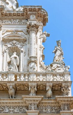 Lecce taştan Yüce sanatı