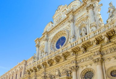 Lecce taştan Yüce sanatı