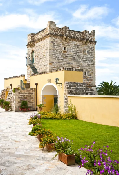 The ancient rural farms in Puglia — Stock Photo, Image