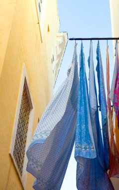 Mimarileri ve rengini Monopoli