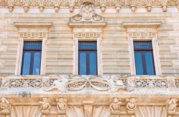 Architectures baroques dans la ville de Nardo — Photo