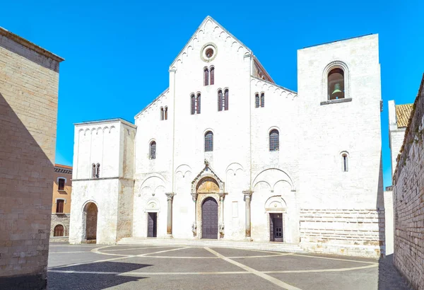 De religieuze gebouwen van Bari — Stockfoto