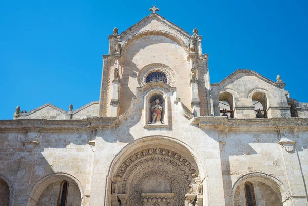 Matera, la ciudad de rhe Sassi, asentamiento troglodita prehistórico — Foto de Stock