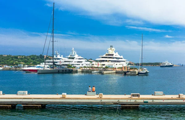 La nature fascinante et le luxe du nord-est de la Sardaigne — Photo