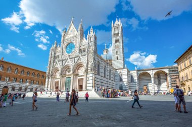 Mimarileri ve Siena sanatı