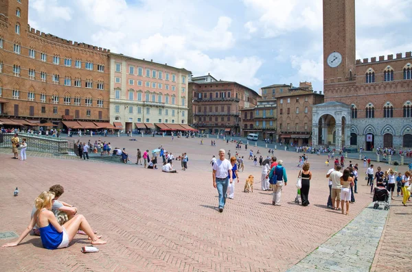 Arkitekturer och konsten att Siena — Stockfoto