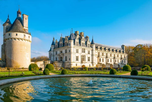 Chenonceaux France November 2018 Chenonceau Castle Seen Garden Fountain Marques — Zdjęcie stockowe