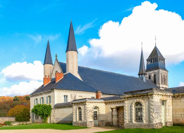 Franța Valea Loarei Fontevraud Abbey Mănăstirea Regală Văzută Plimbarea Malul — Fotografie, imagine de stoc